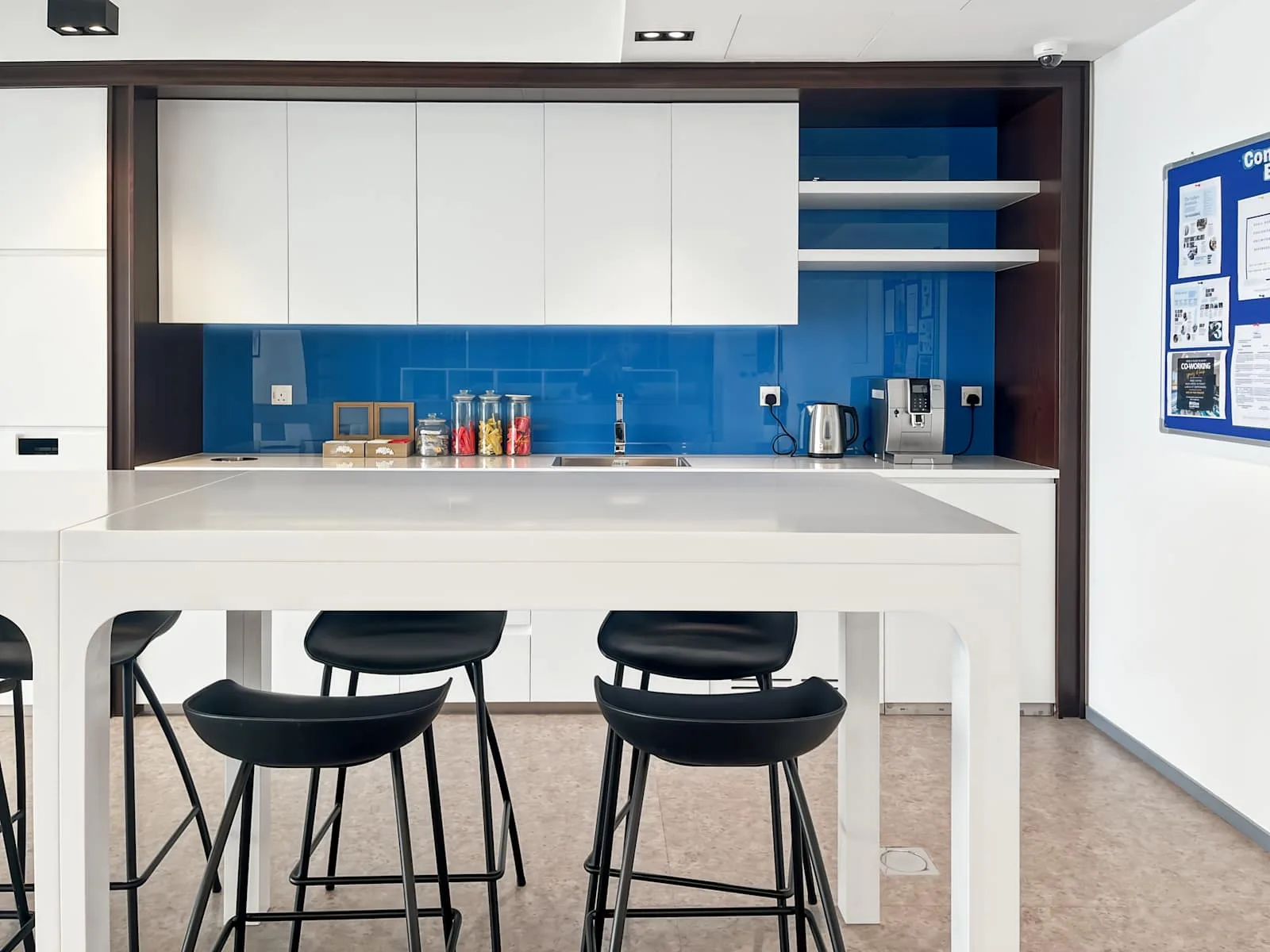 Regus RAS AL KHAIMAH, Julphar Tower RAK, Cuisine, Ras Al-Khaimah