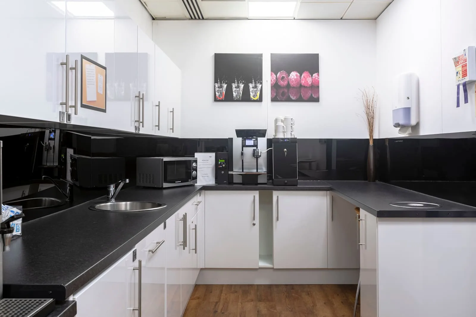 Regus REDHILL, Town Centre, Kitchen, Redhill