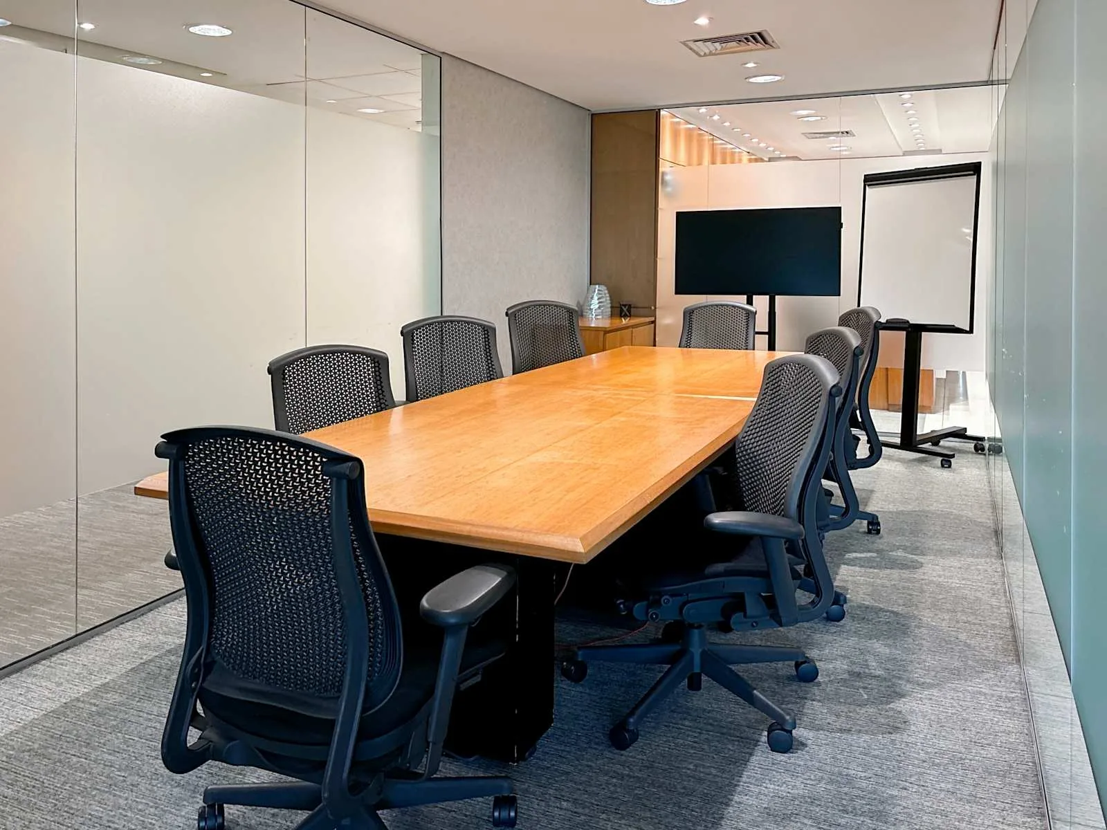 Regus RIO DE JANEIRO, O2 Corporate Barra, Sala de reuniões para 8 pessoas, Rio de Janeiro