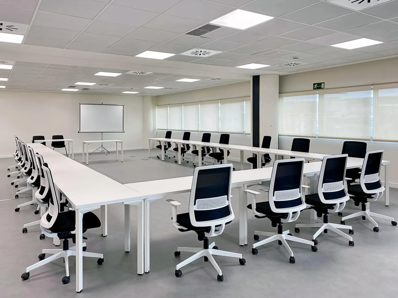 Regus RIVAS, Silicius BC, Training room for 20 people, Rivas-Vaciamadrid