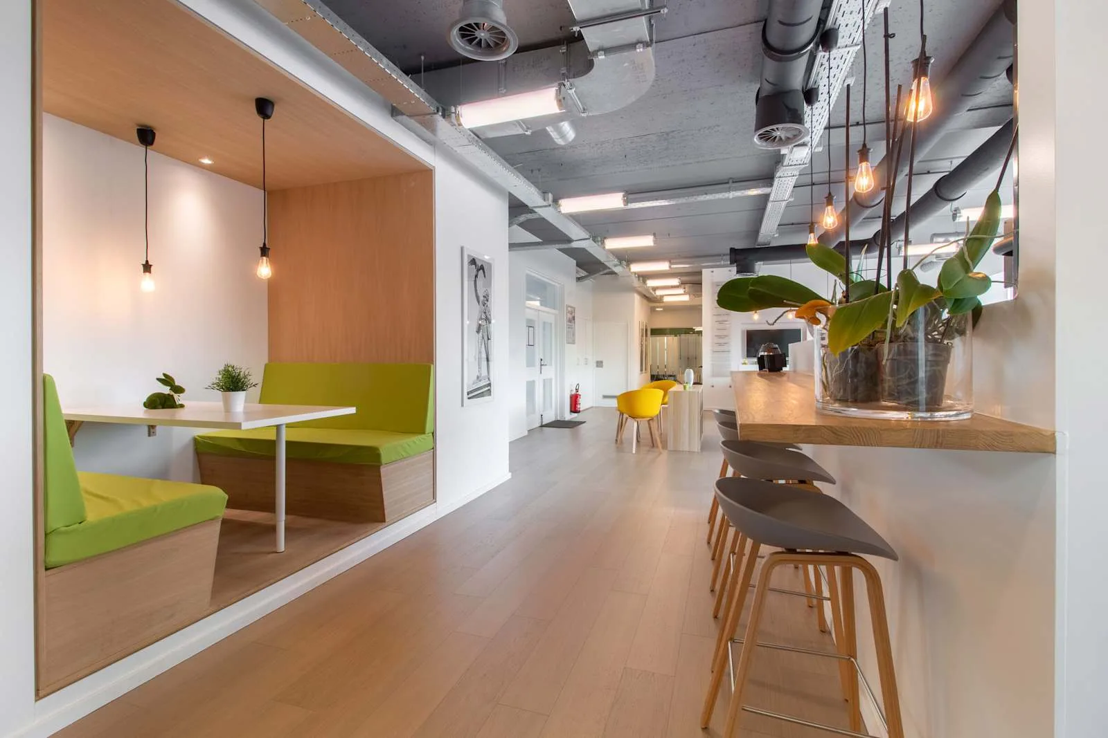 Regus Roeselare West Wing Park, Espace de coworking, Roulers