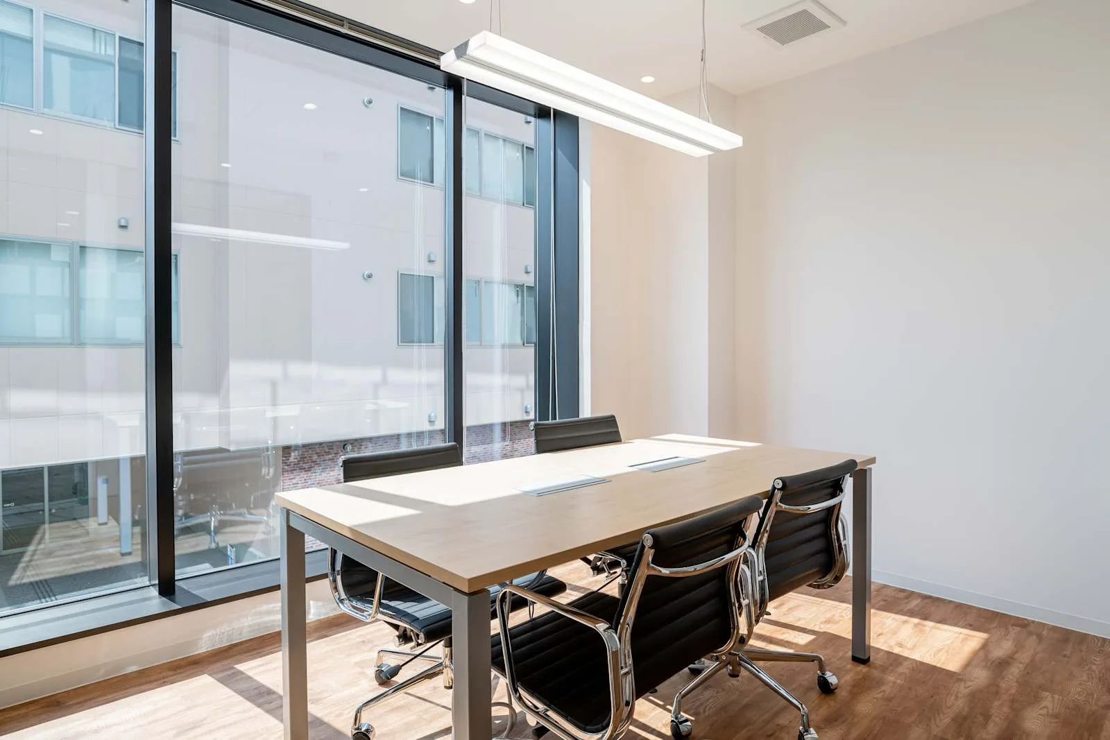 Regus SAITAMA, Omiya west、会議室（6名）、さいたま