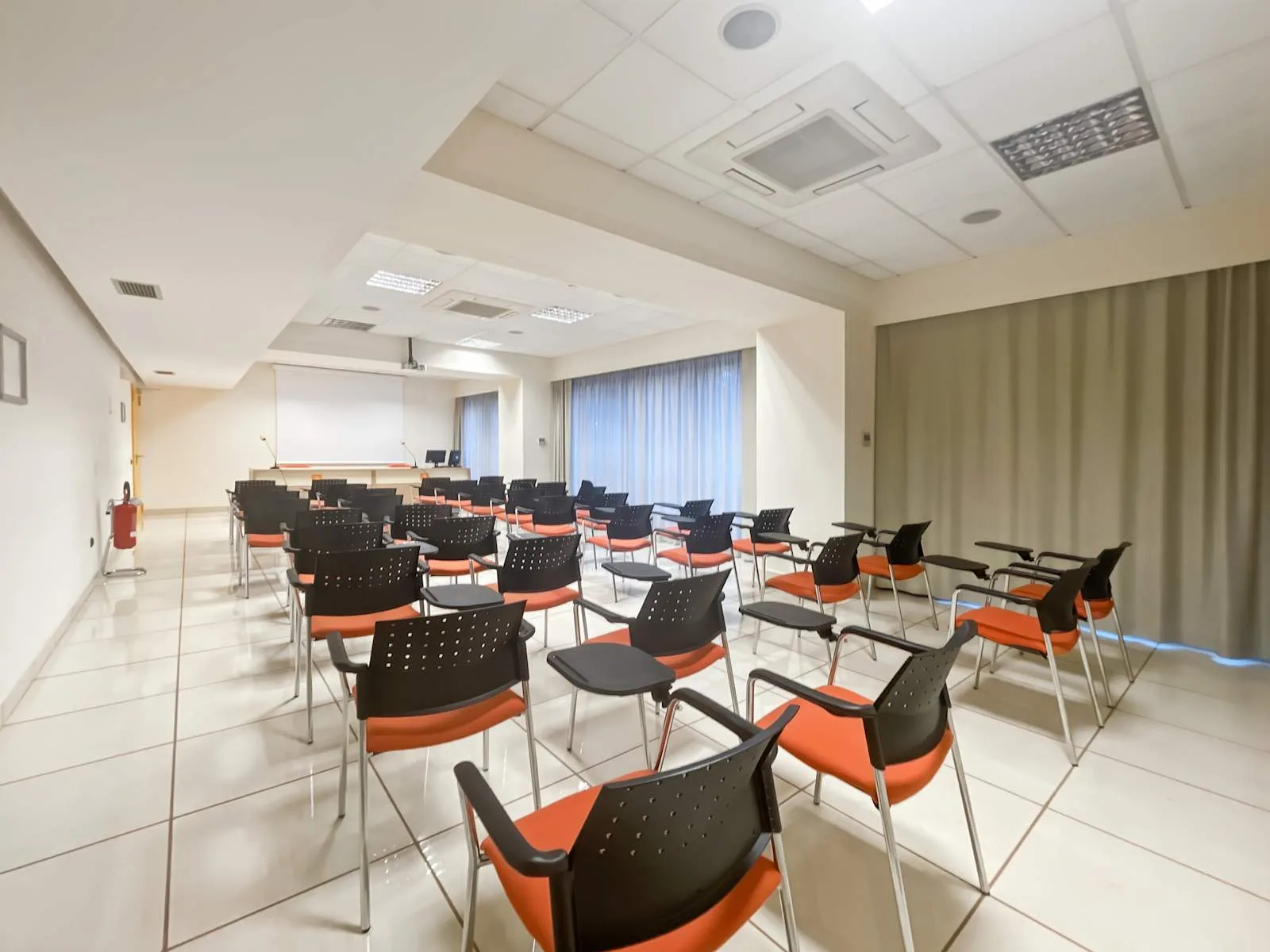 Regus Salerno, Via Pastore, Salle de formation, Salerno