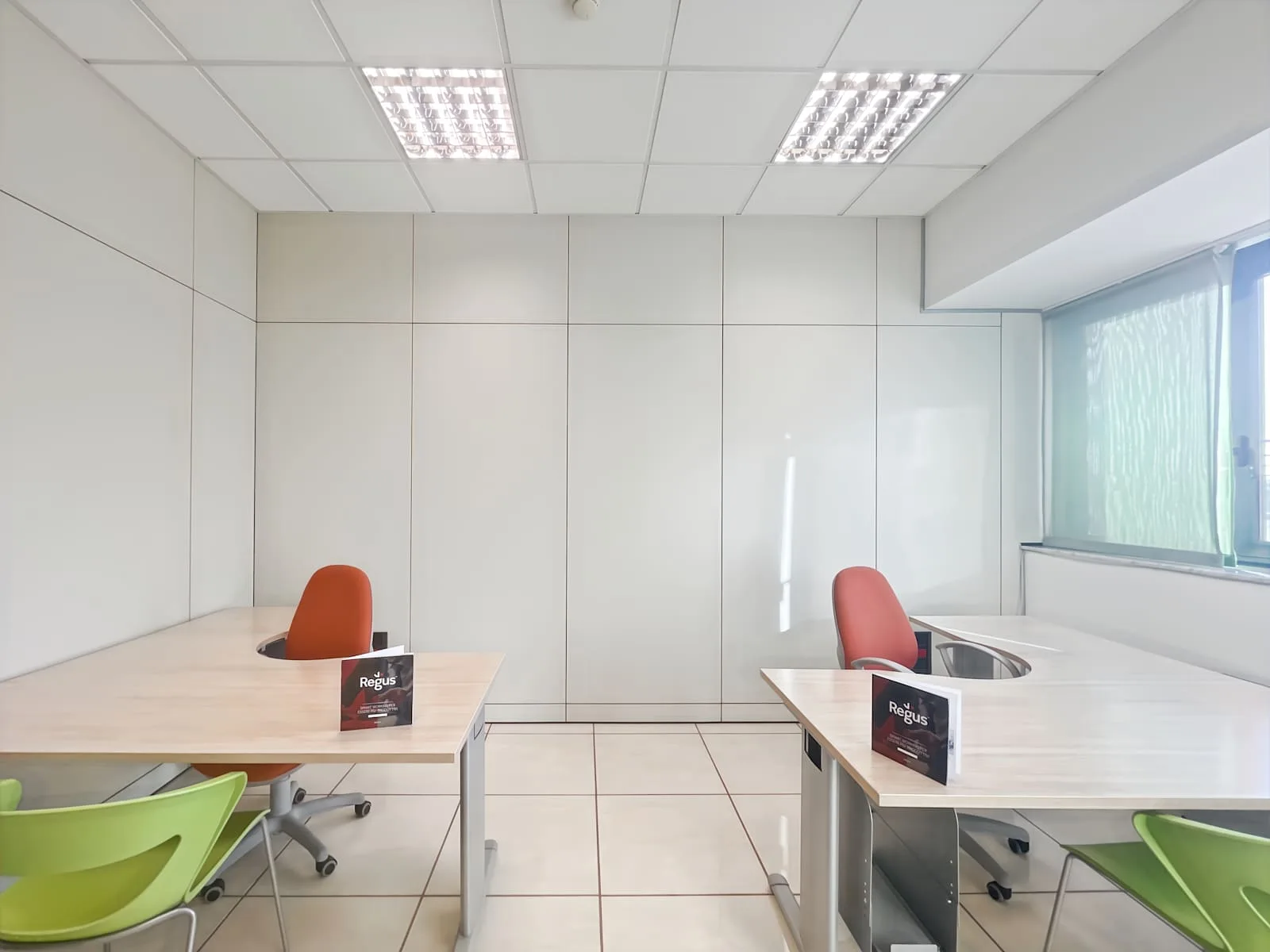 Regus Salerno, Via Pastore, Bureau privatif 2 postes, Salerno
