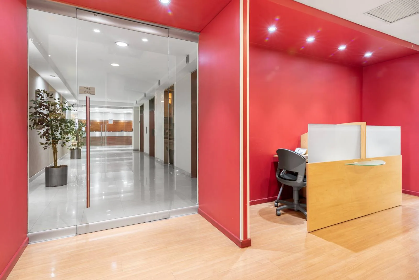 Regus Santiago, Costanera, Reception, Santiago