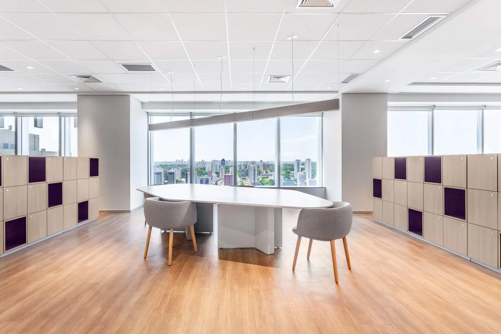 Regus SAO PAULO, Ez Tower - Morumbi - Nova Chucri Zaidan, Meeting room for 3 people, São Paulo