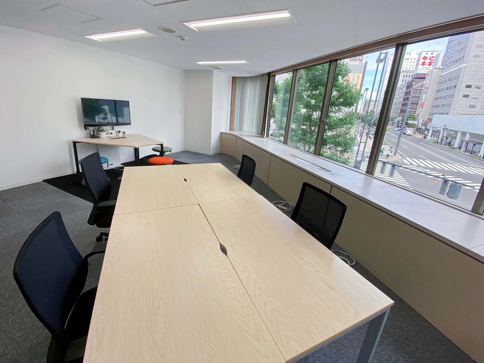 Regus Sapporo, Sapporo Ekimae-dori、会議室（4名）、札幌