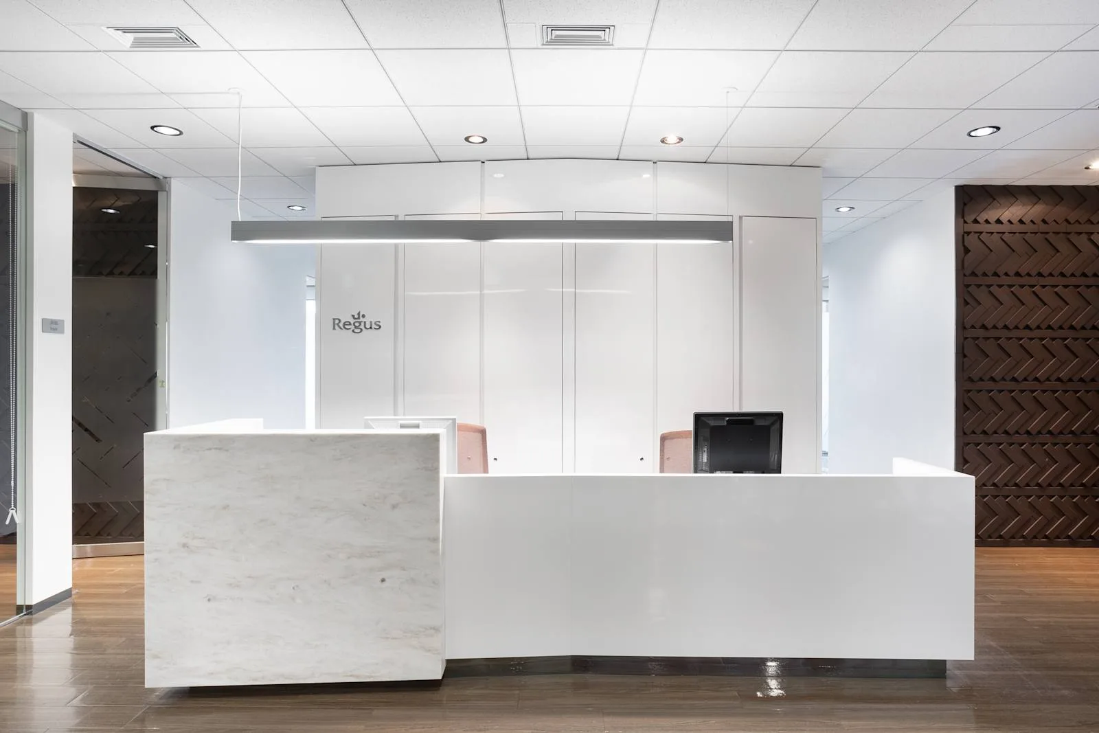 Regus SAPPORO, Kita Building, Reception, Sapporo