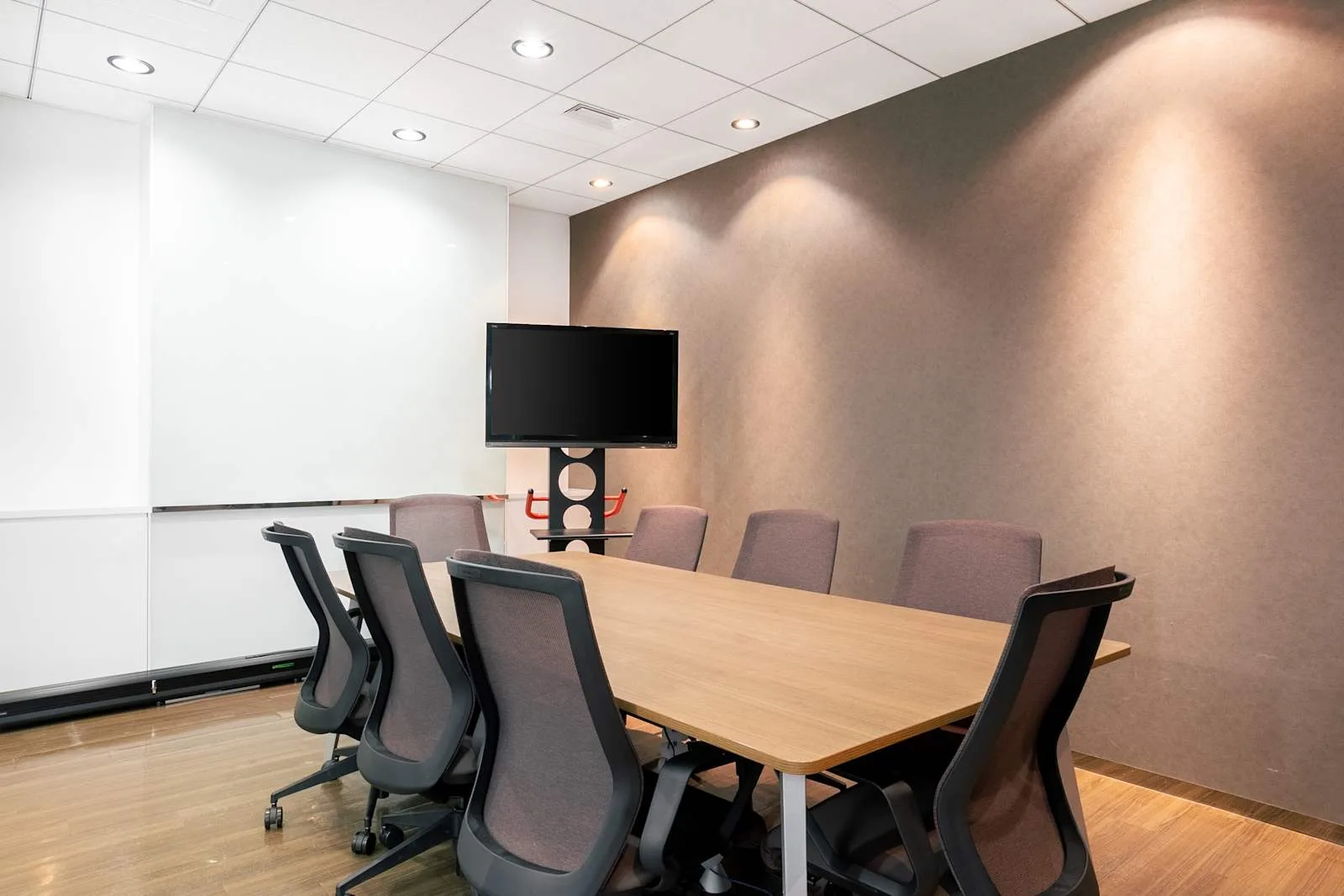 Regus SAPPORO, Kita Building, Meeting room for 8 people, Sapporo