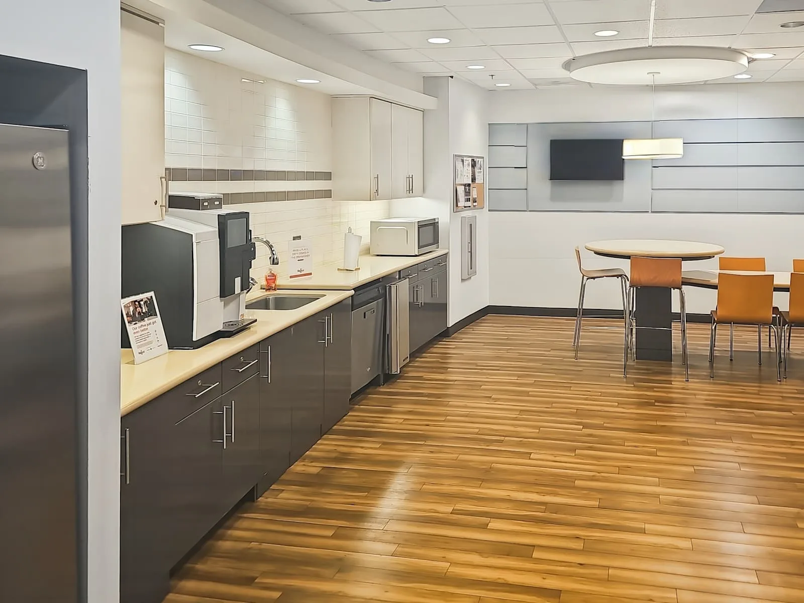 Regus SC, Charleston - Faber Center, Kitchen, Charleston, SC
