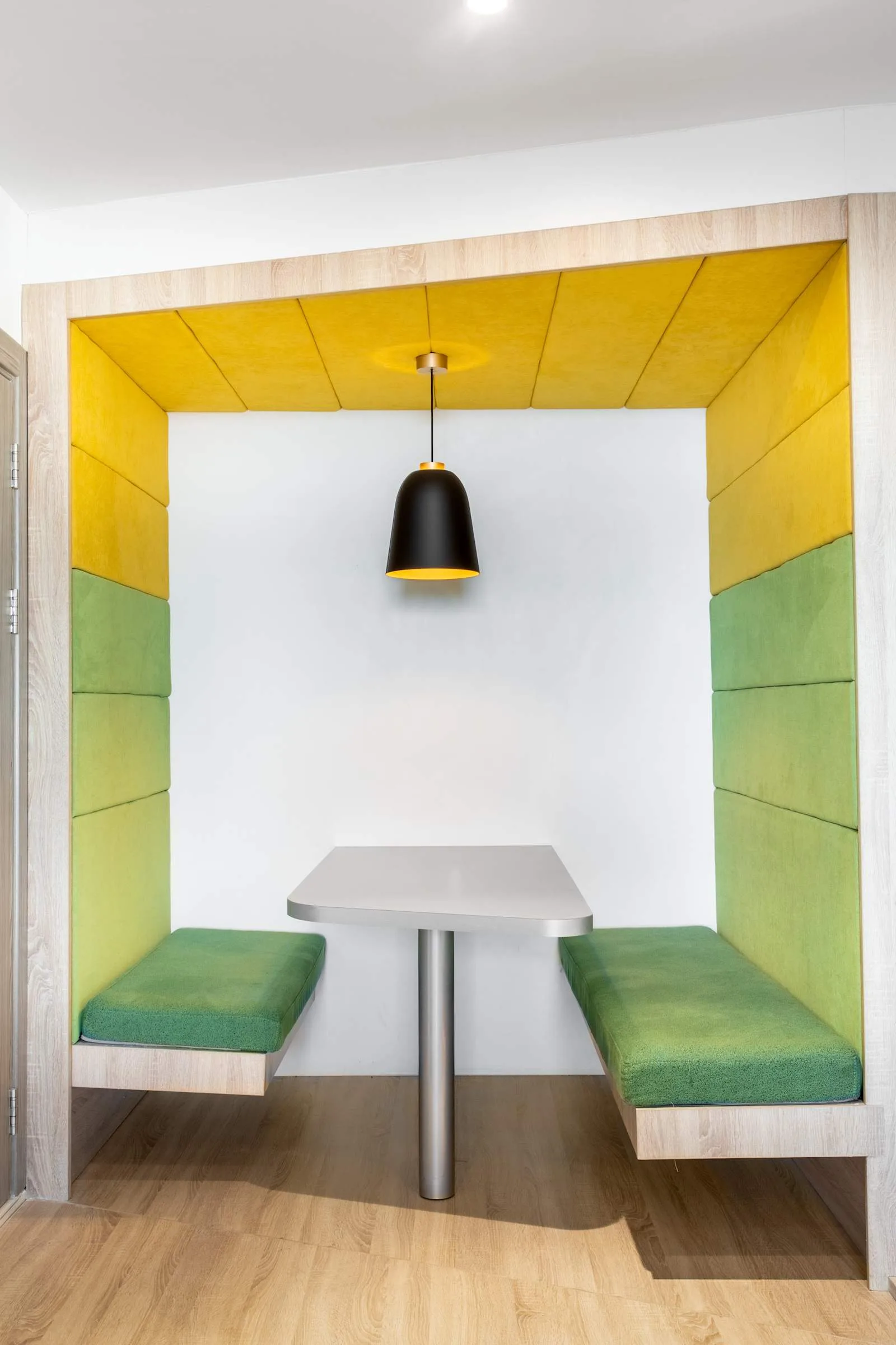 Regus SETIF, Park-Mall Centre, Phone booth, Setif
