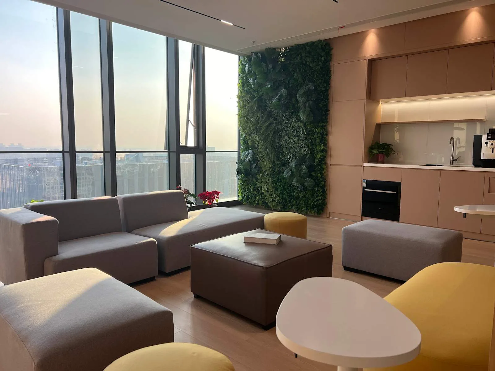 Regus Shanghai, Changfeng Centre、休息区、上海市