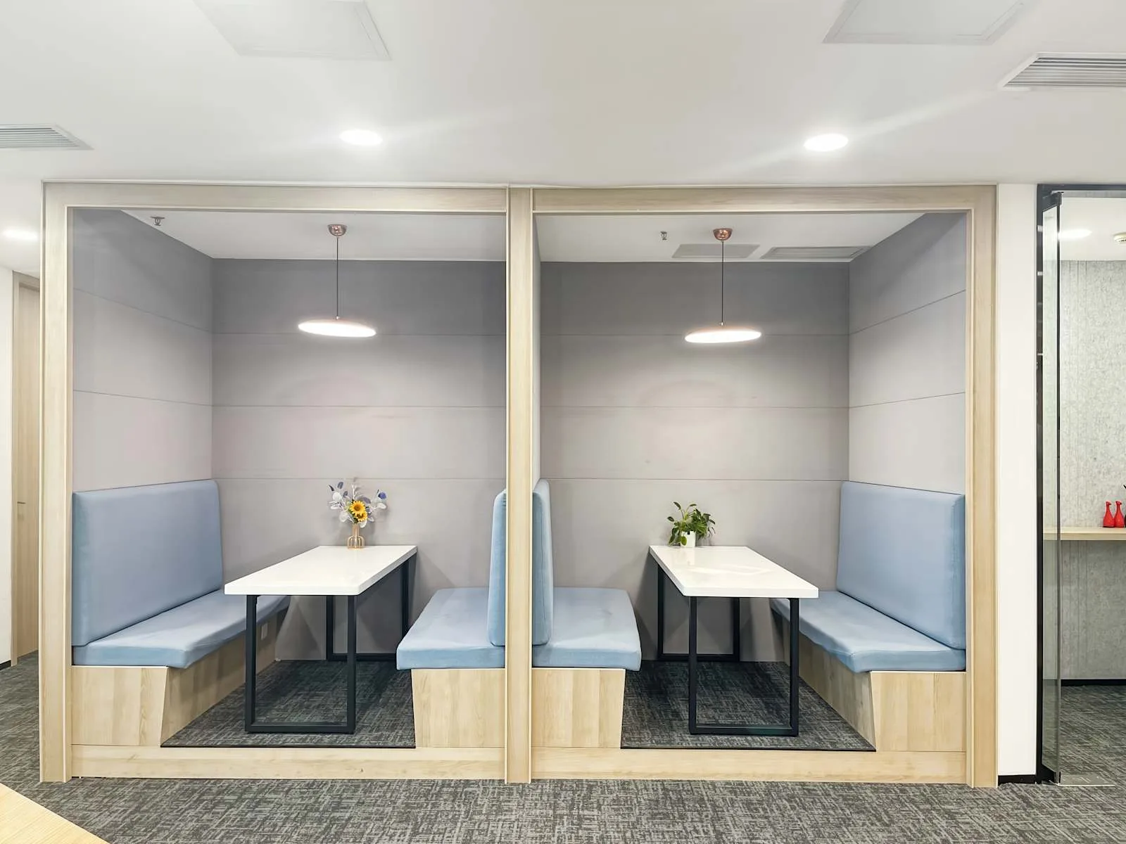 Regus SHENZHEN, Futian Anlian、电话亭、深圳市