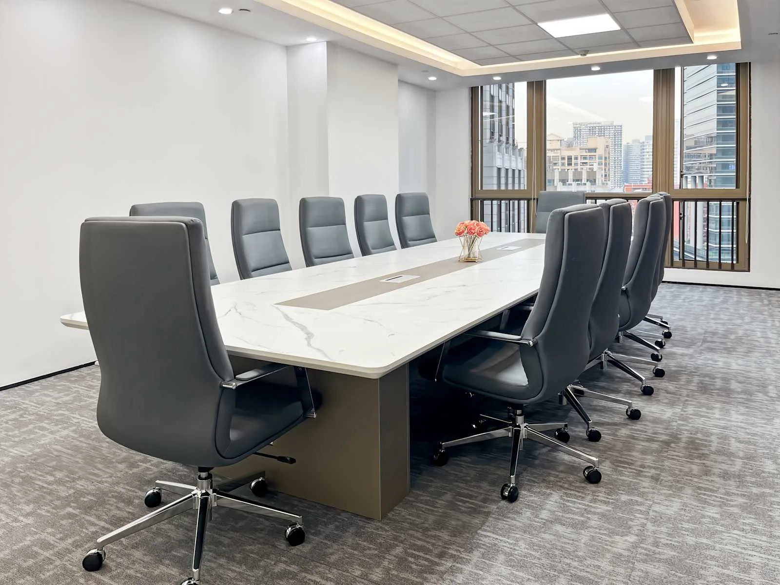 Regus Shenzhen, Yongxinhui Tower 1、12人会议室、深圳市