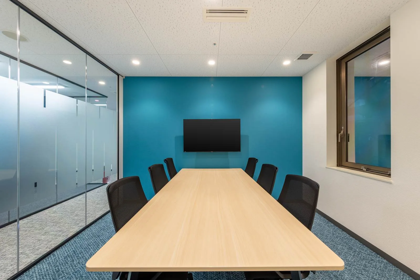 Regus Shizuoka, Hamamatsu Eki Kitaguchi、会議室（8名）、Hamamatsu