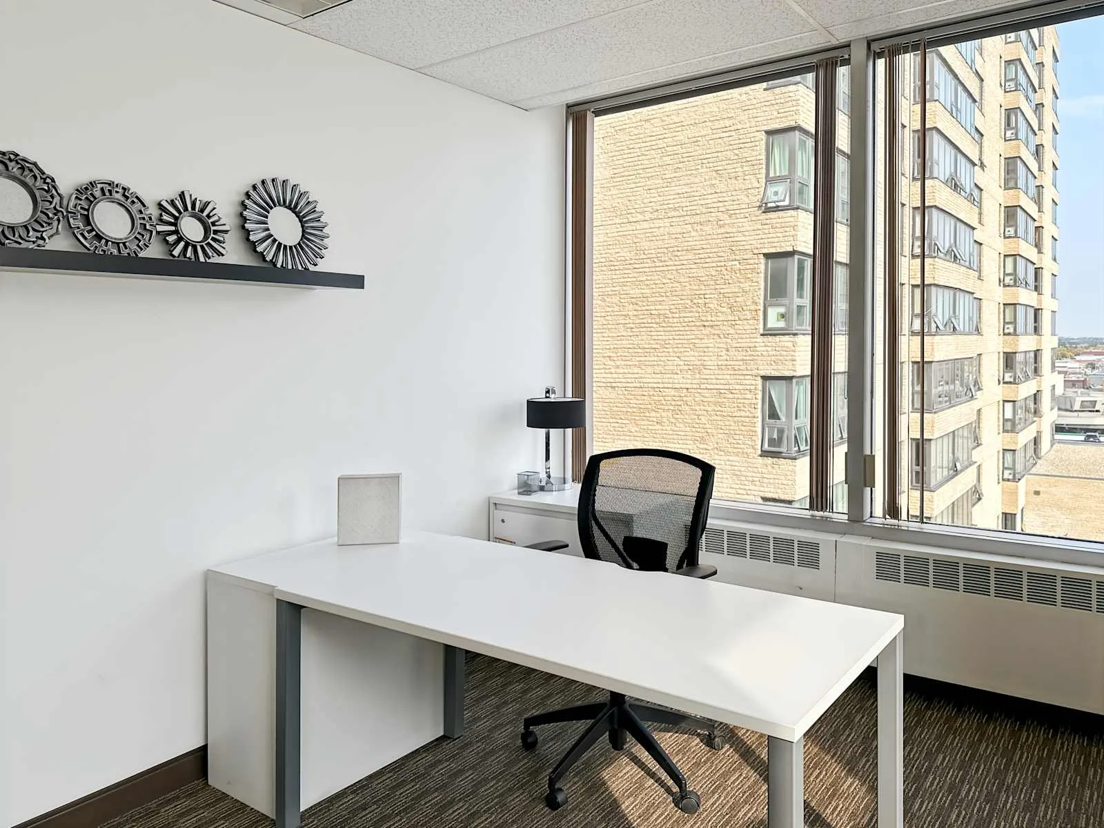 Regus SK, Regina - City Centre - Royal Bank Building, Bureau privatif 1 poste, Regina, SK