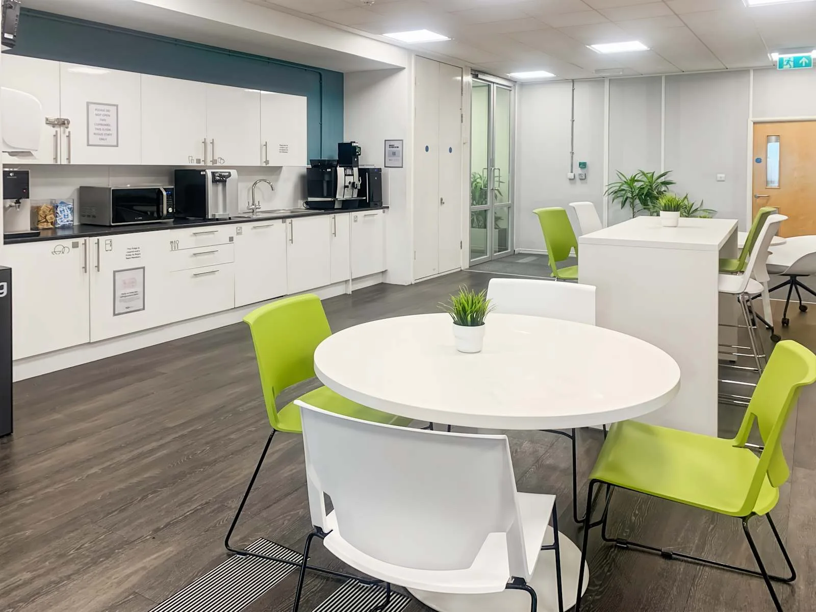 Regus STANSTED, Airport, Cafeteria, Stansted