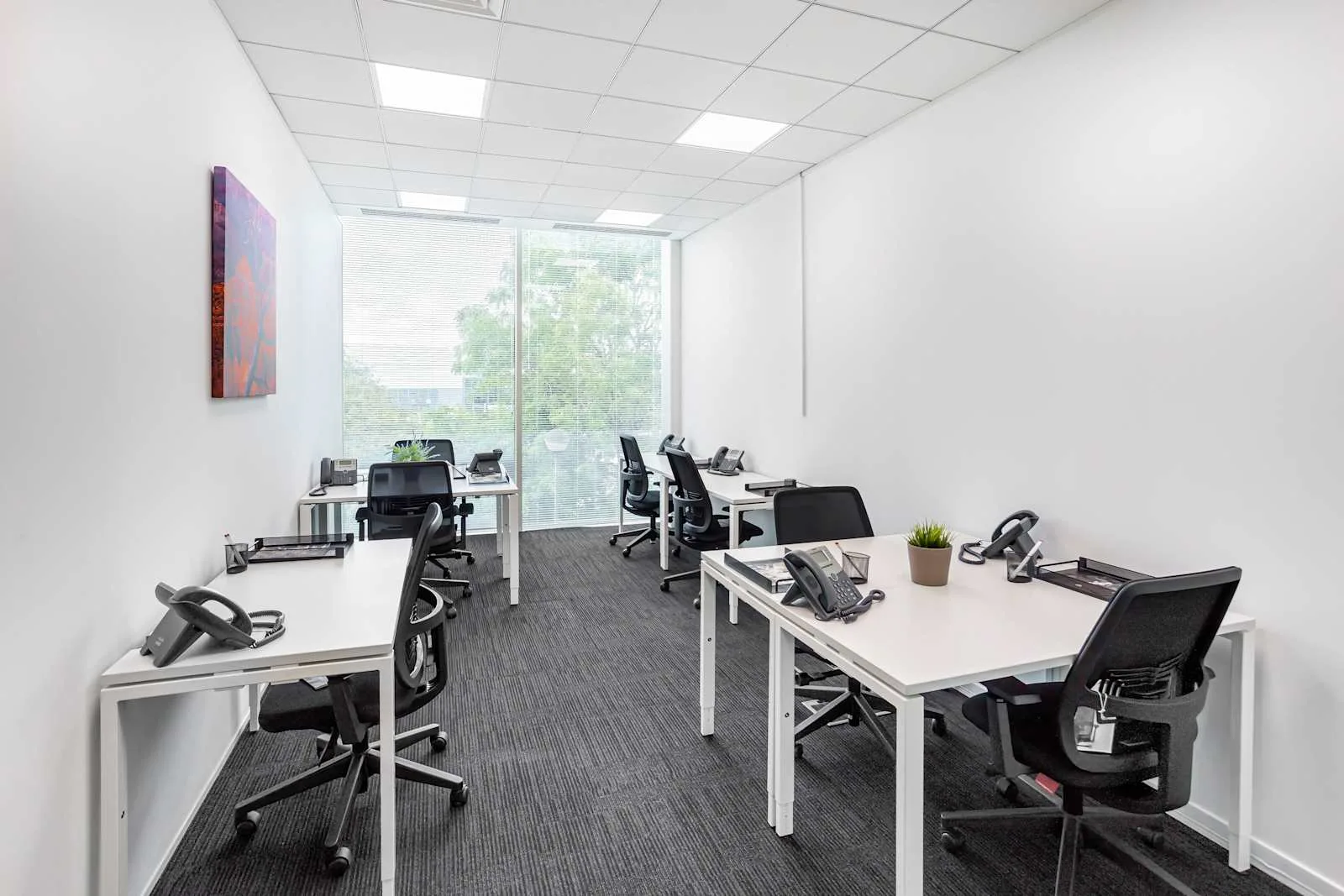 Regus SWINDON, Windmill Hill Business Park, Private office, 7 desks, Swindon