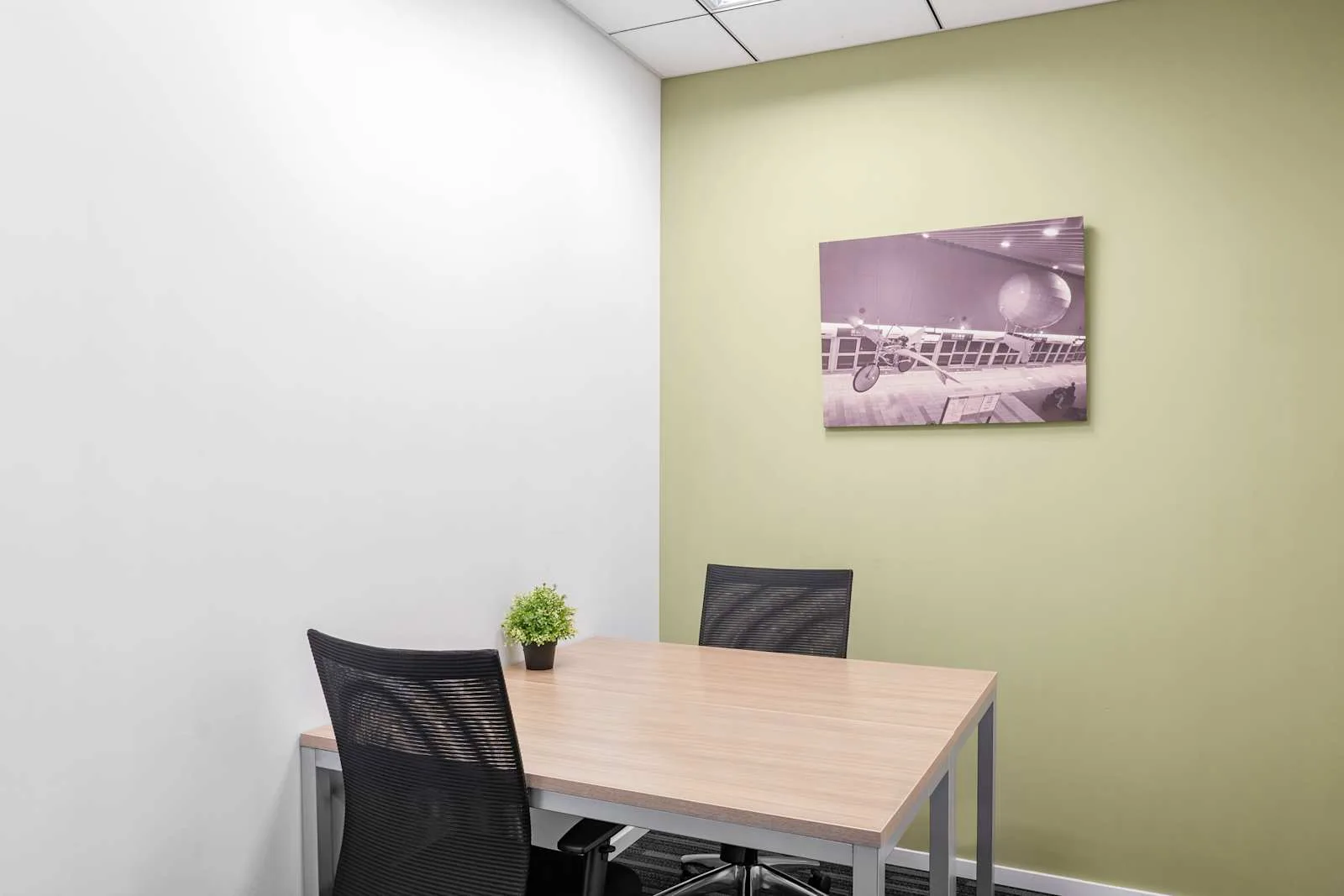 Regus TAIPEI, Hsin Ji、2个工位的独立办公室、台北