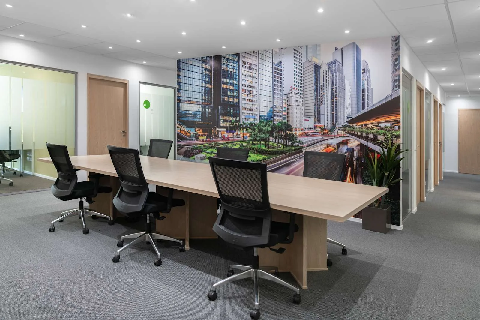 Regus TANGIERS, Ibn Batouta Bureaux, Meeting room for 6 people, Tangier