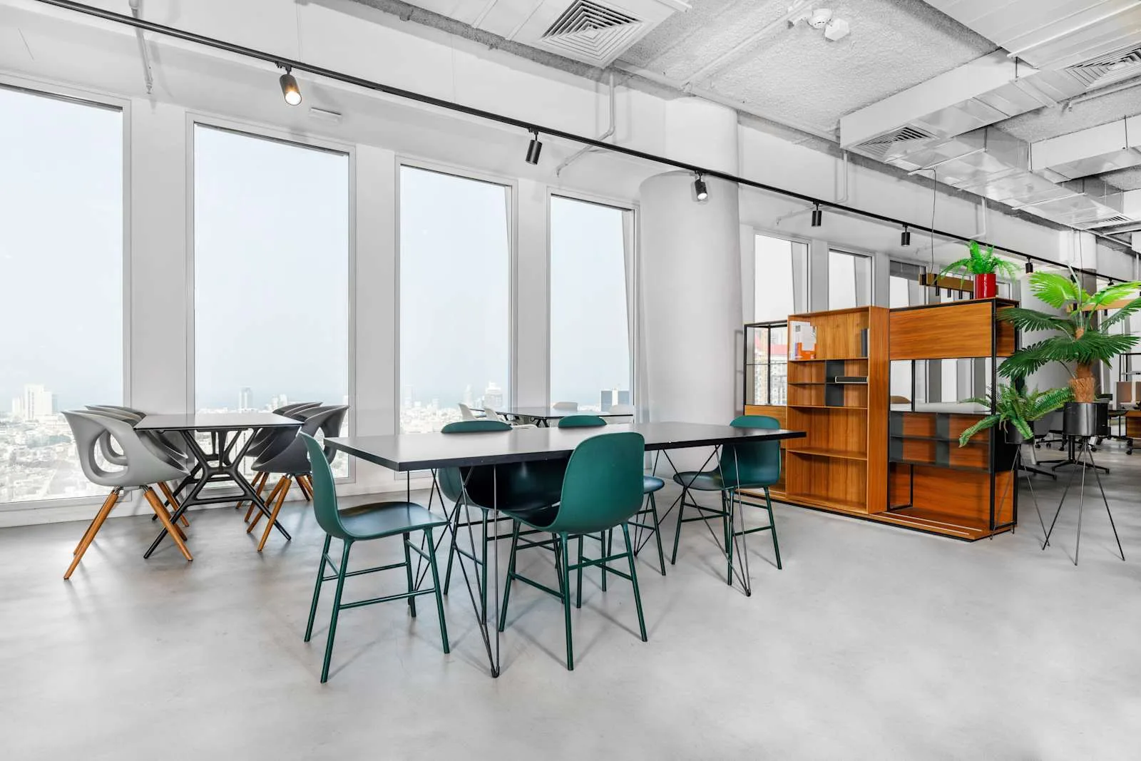 Regus TEL AVIV,  Sarona, חלל עבודה משותף, תל אביב