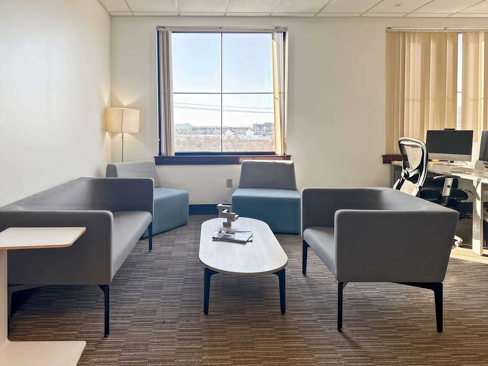 Regus TN, Brentwood - Brentwood Center, Lounge, Brentwood, TN