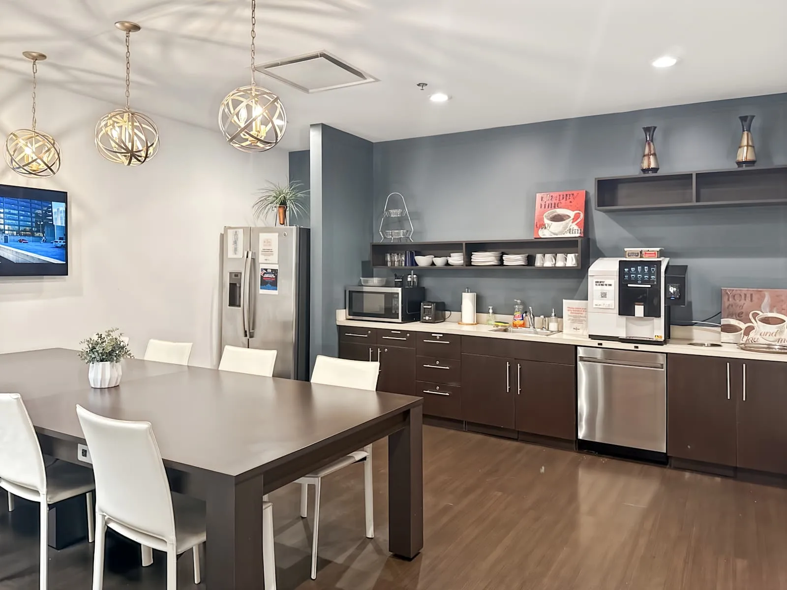 Regus TN, Brentwood - Brentwood Center, Kitchen, Brentwood, TN
