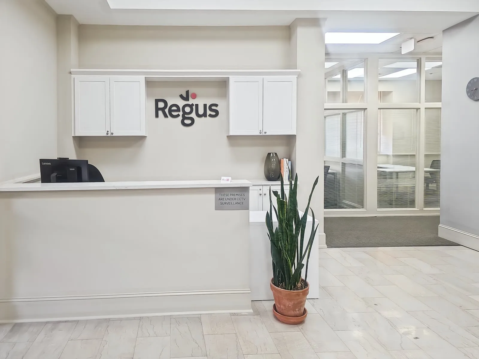 Regus TN, Jackson - N Liberty St, Reception, Jackson, TN