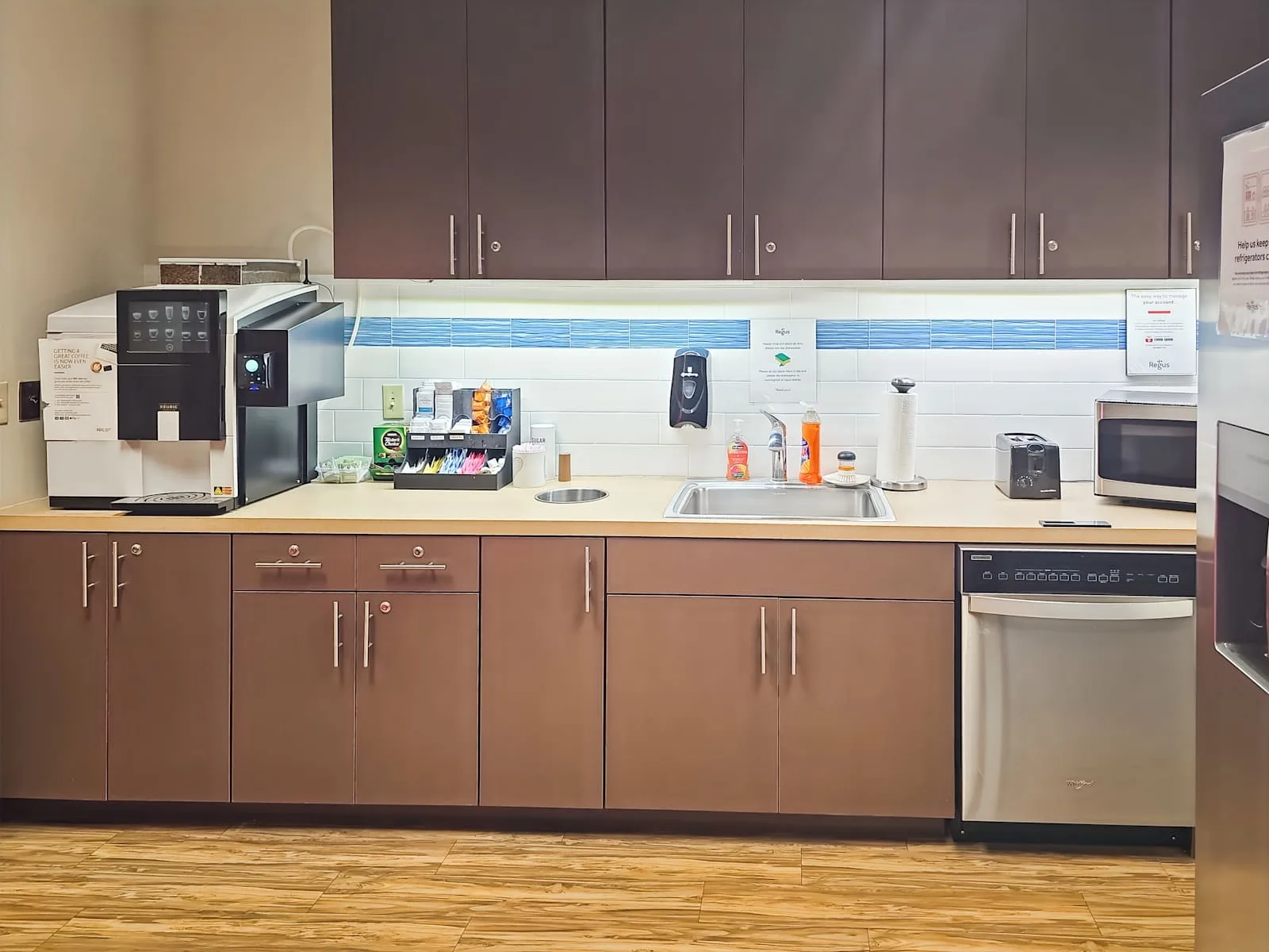 Regus TN, Knoxville - Cedar Bluff, Kitchen, Knoxville, TN