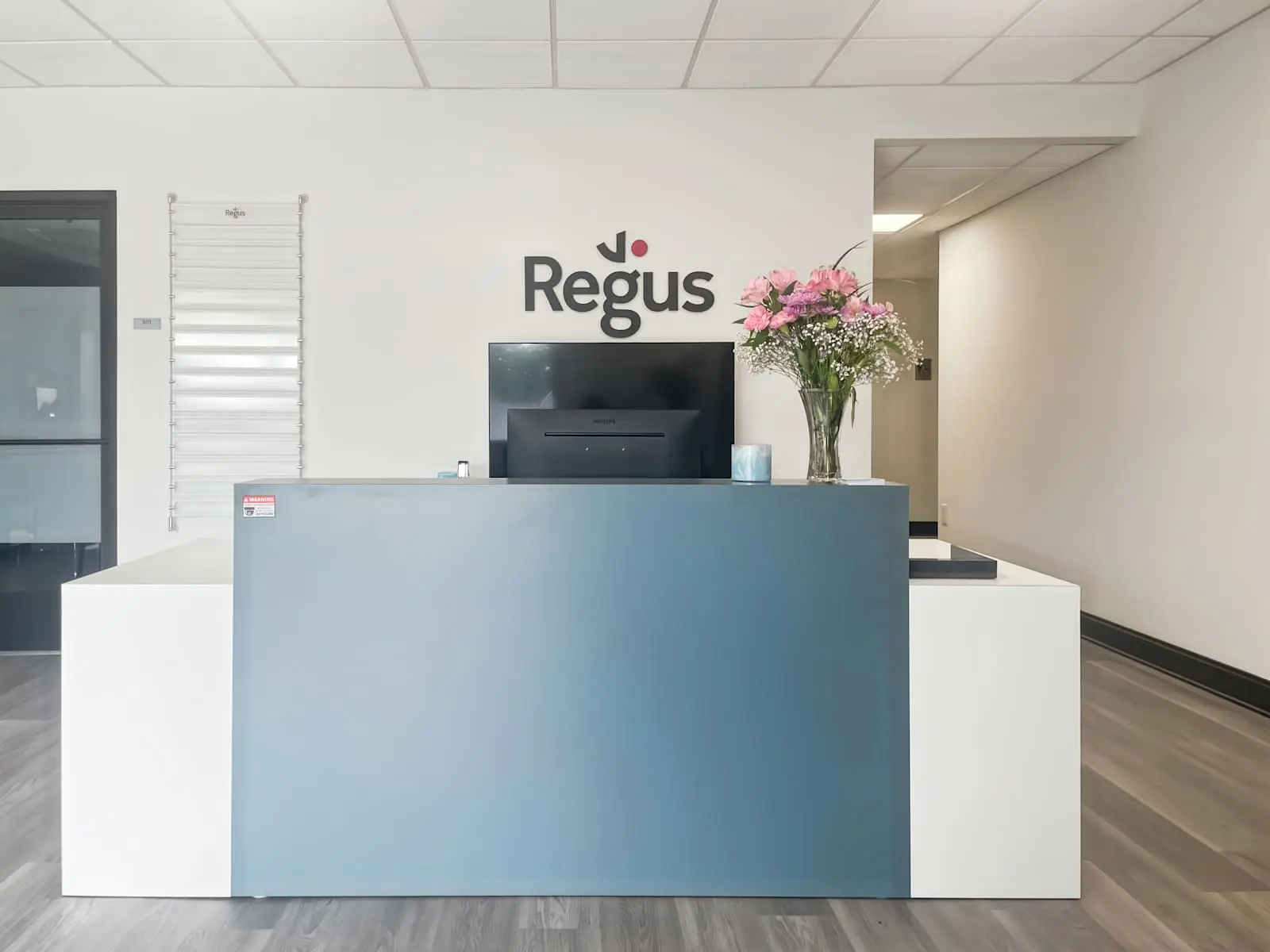 Regus TN, Knoxville - Hall of Fame Drive, Reception, Knoxville, TN