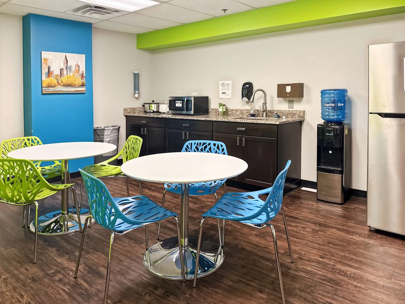 Regus TN, Memphis - Union Avenue, Kitchen, Memphis, TN