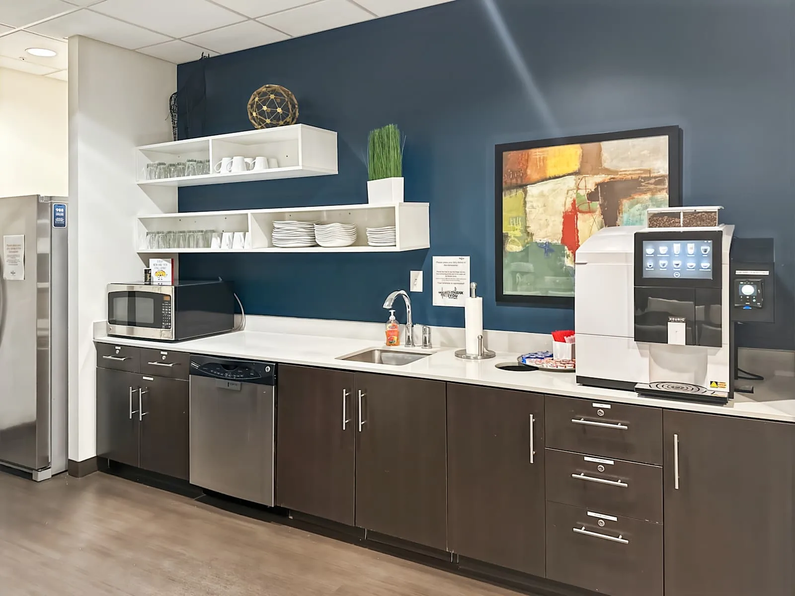 Regus TN, Murfreesboro - The Avenue Murfreesboro, Kitchen, Murfreesboro, TN