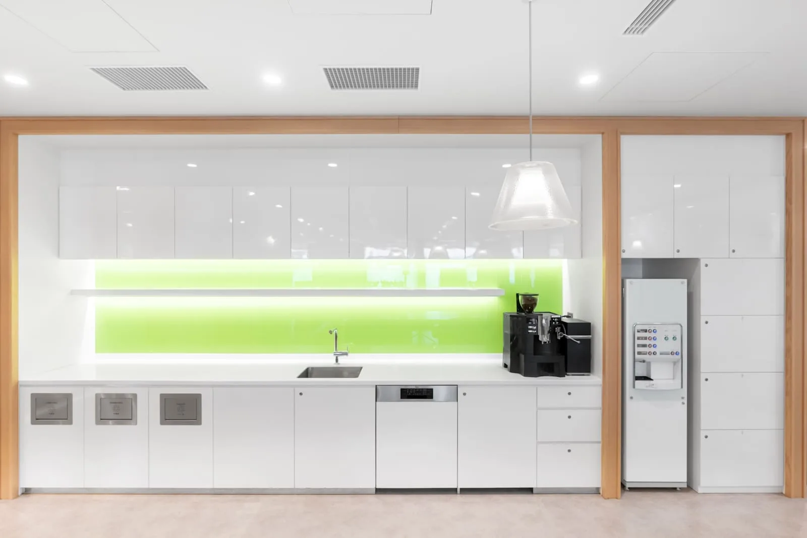 Regus Tokyo Ikebukuro, Kitchen, Tokyo