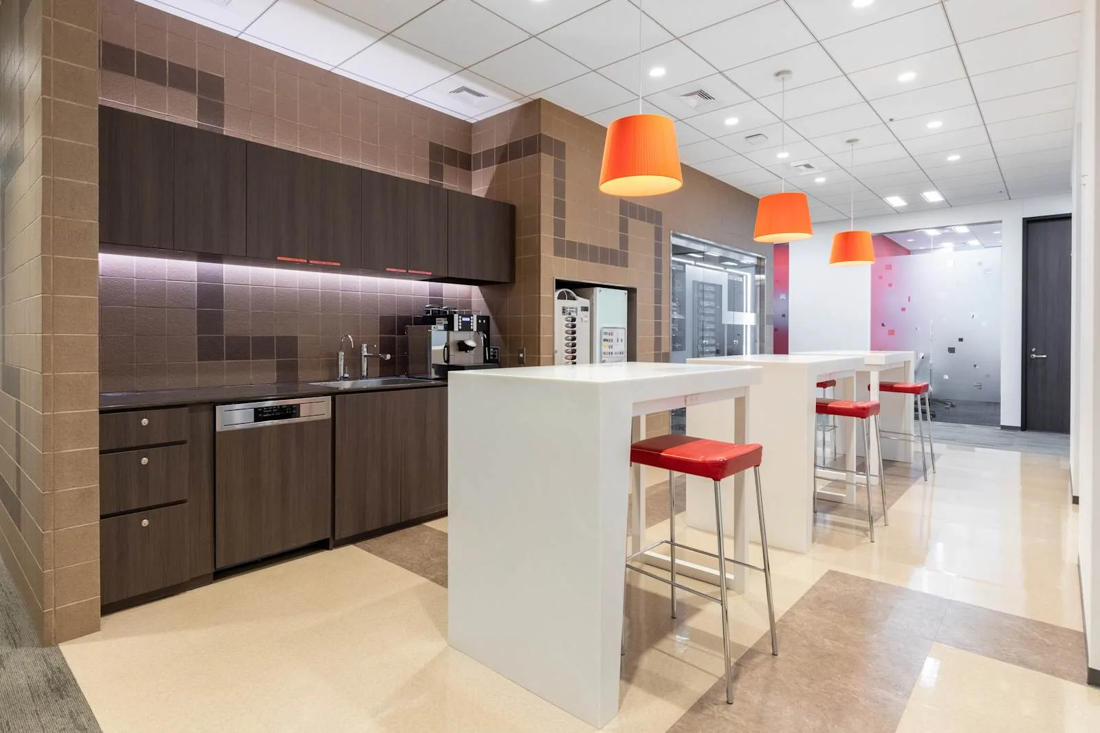 Regus TOKYO, Marunouchi Tekko Building、キッチン、東京