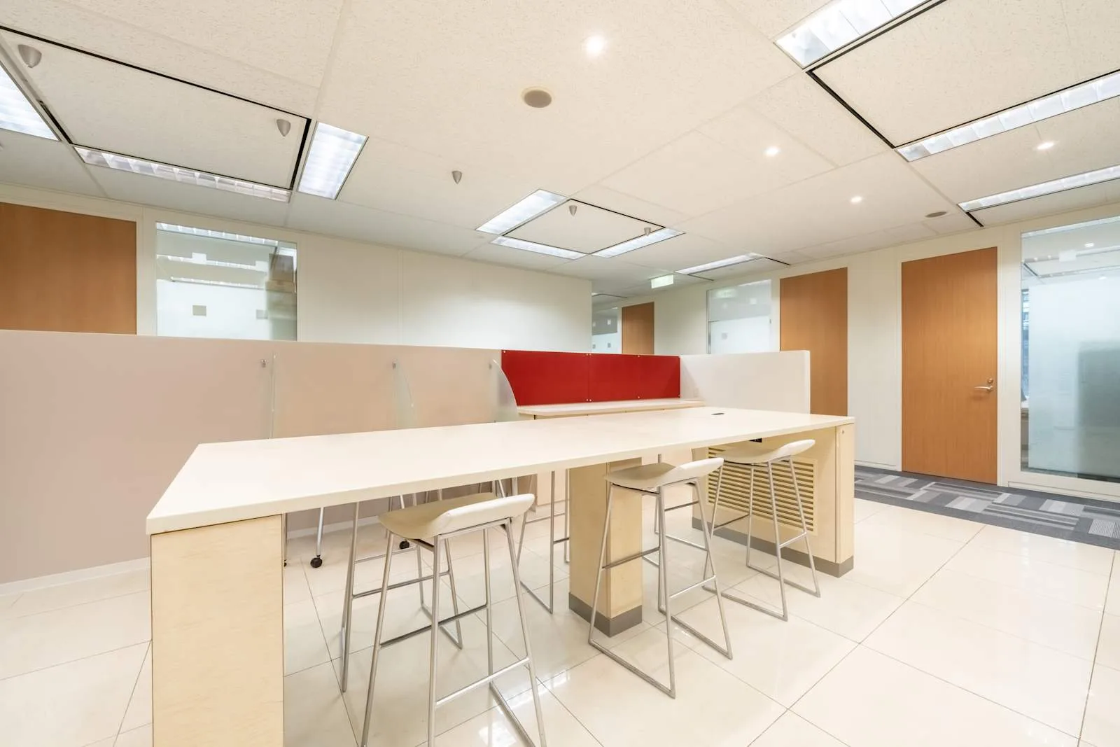 Regus TOKYO, Otemachi First Square, Coworking space, Tokyo