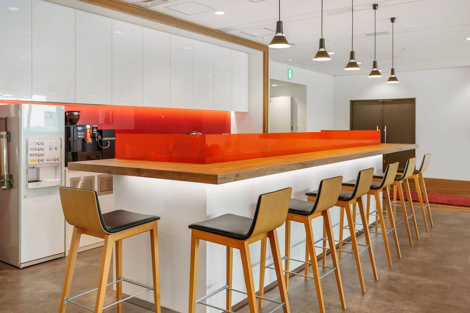 Regus TOKYO, Pacific Century Place、キッチン、東京