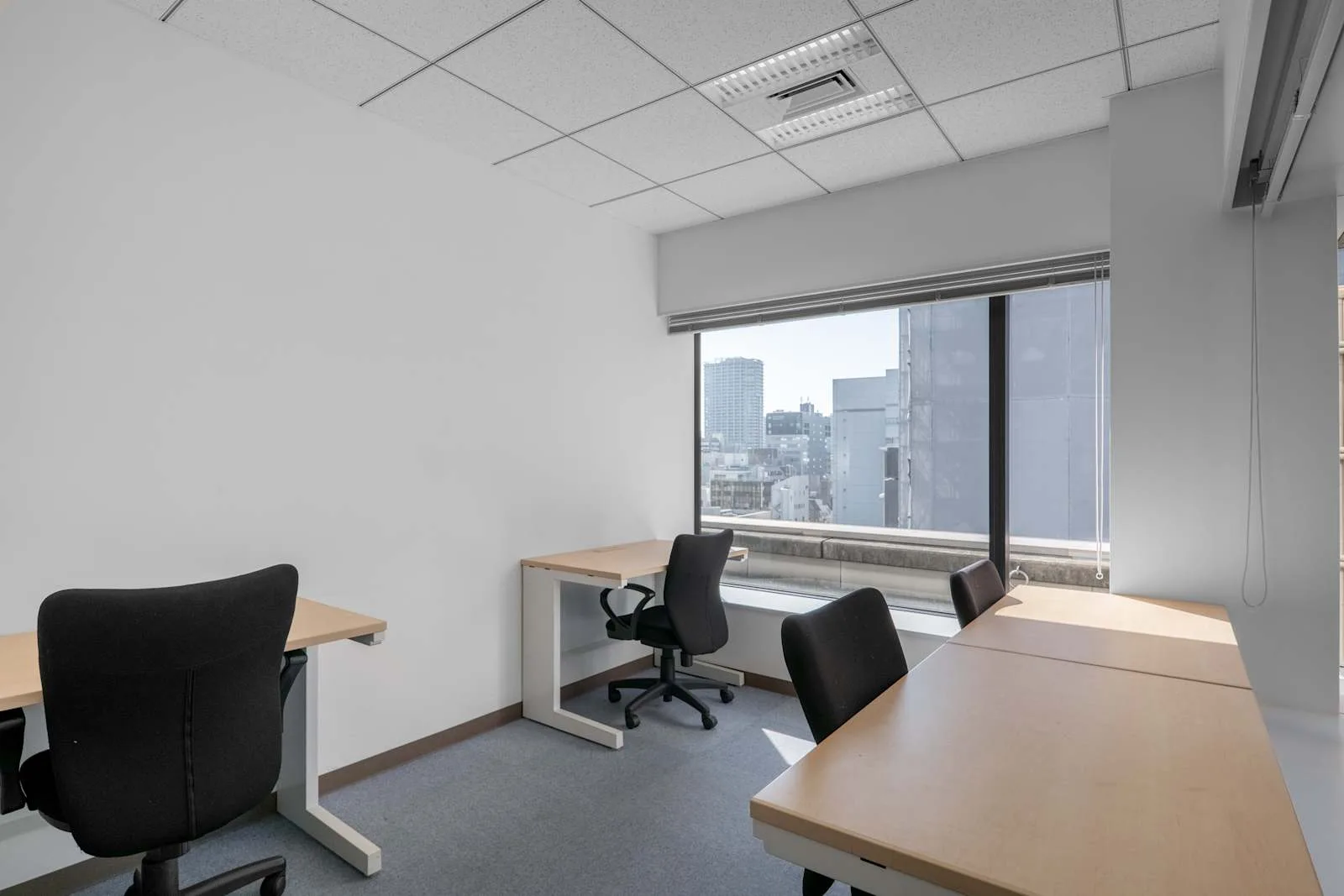 Regus Tokyo, Regus Shiba Daimon, Private office, 4 desks, Tokyo