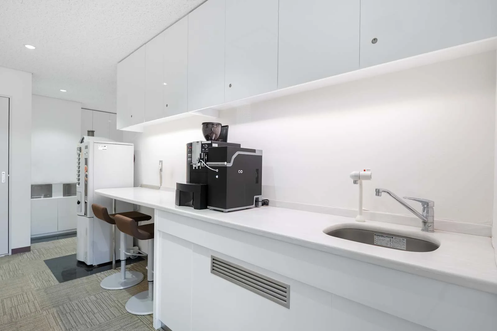 Regus Tokyo, Regus Shiba Daimon, Kitchen, Tokyo