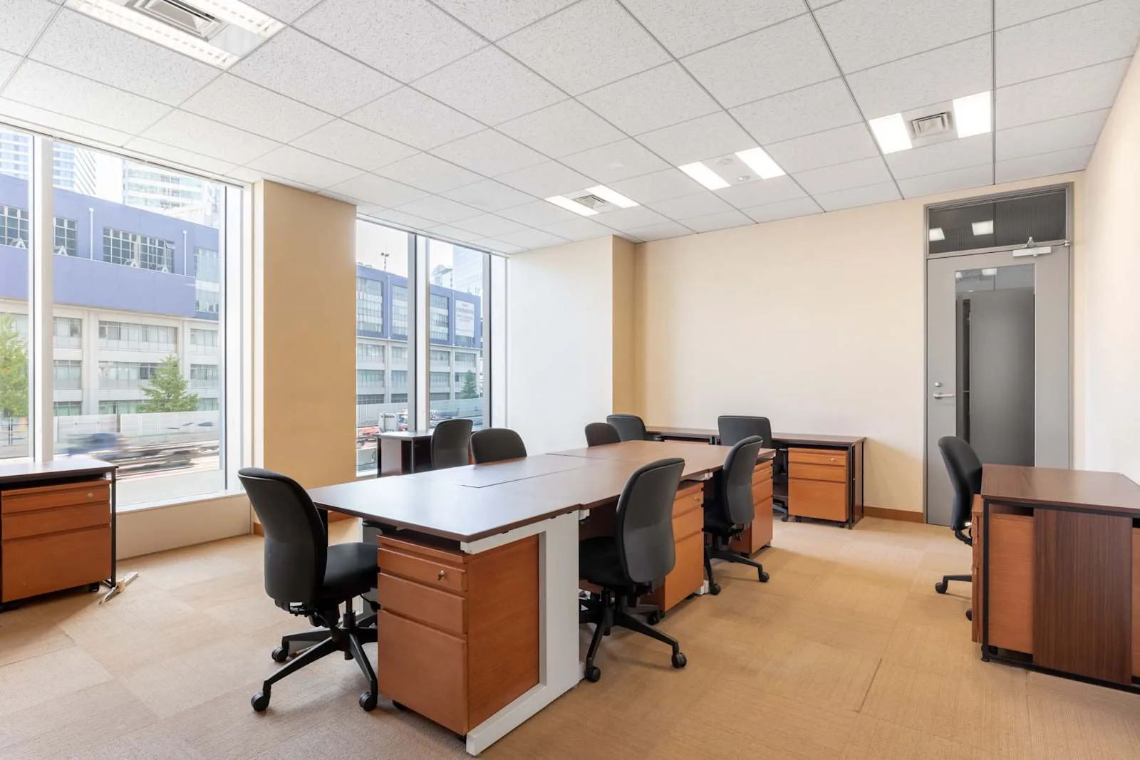 Regus TOKYO, Shiodome Building, Private office, 8 desks, Tokyo