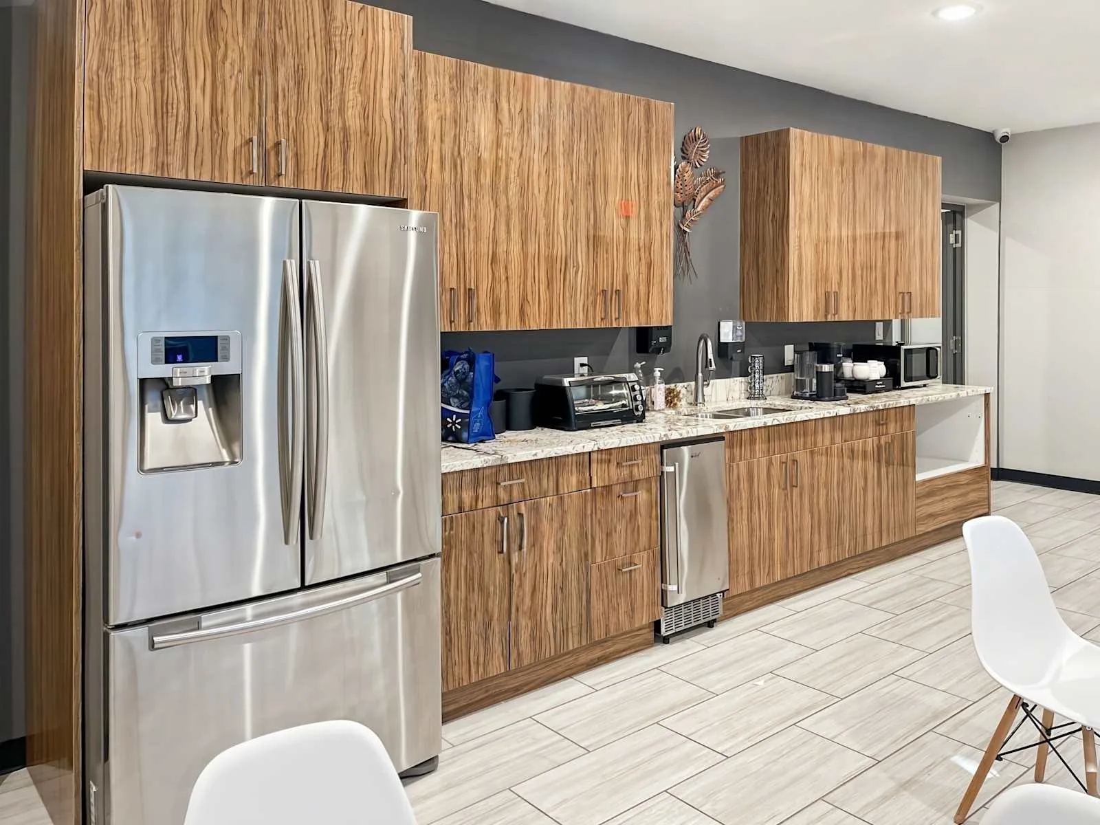 Regus TX, Bedford - Airport Freeway, Kitchen, Bedford, TX