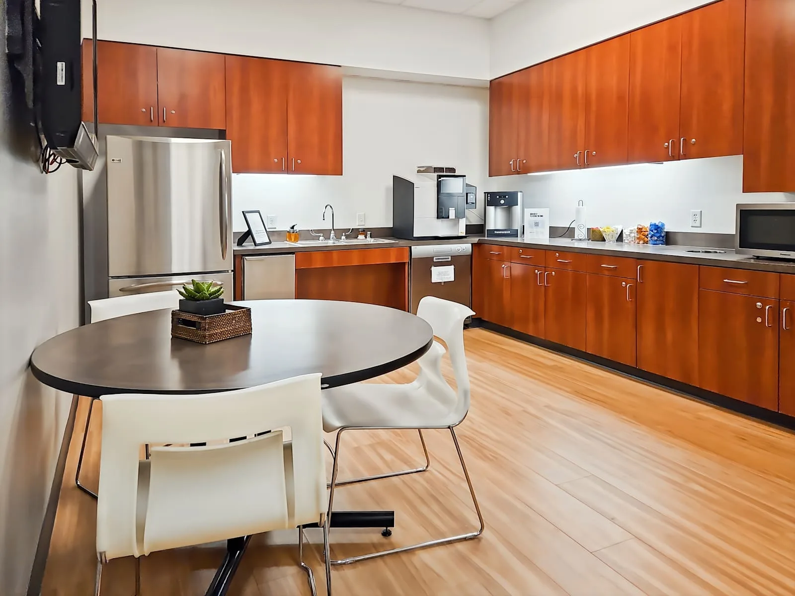 Regus TX, Cedar Hill - Uptown Village, Kitchen, Cedar Hill, TX