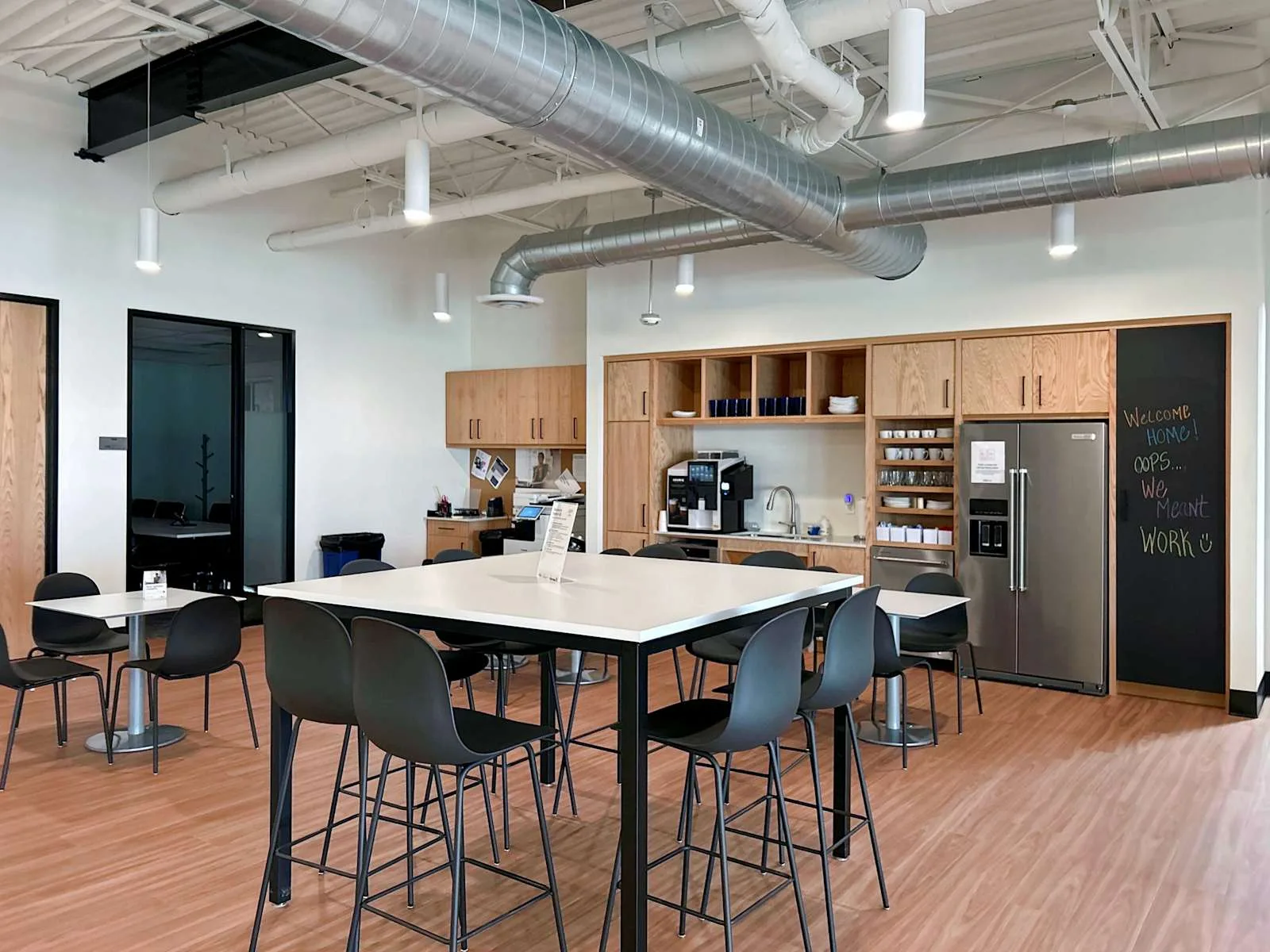 Regus TX, Garland - LBJ FWY, Cafeteria, Garland, TX