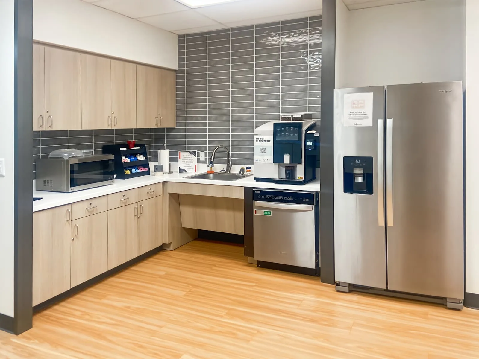 Regus TX, Houston - Energy Corridor, Kitchen, Houston, TX
