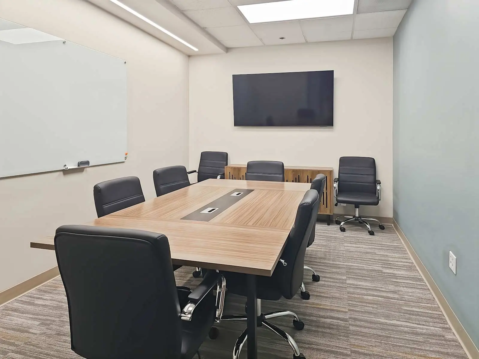 Regus TX, San Antonio - Broadway Street, Meeting room for 8 people, San Antonio, TX