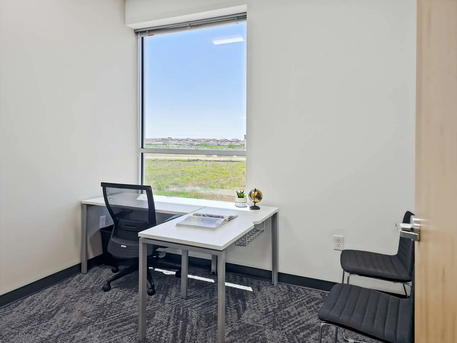 Regus TX, San Marcos - Opportunity Blvd, Private office, 1 desk, San Marcos, TX