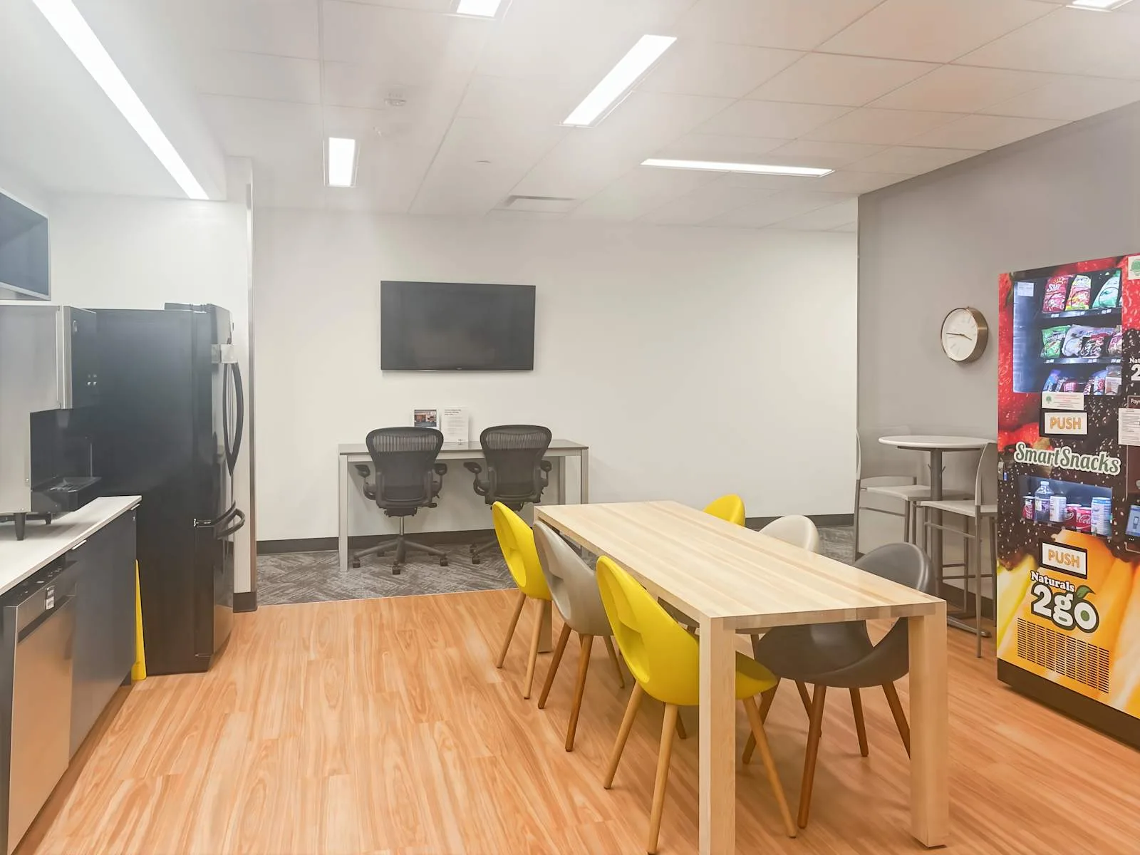 Regus TX, The Woodlands - Hughes Landing, Cafeteria, The Woodlands, TX