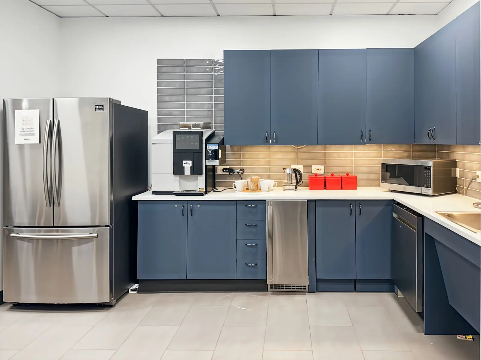 Regus VA, Alexandria - 211 N Union, Kitchen, Alexandria, VA