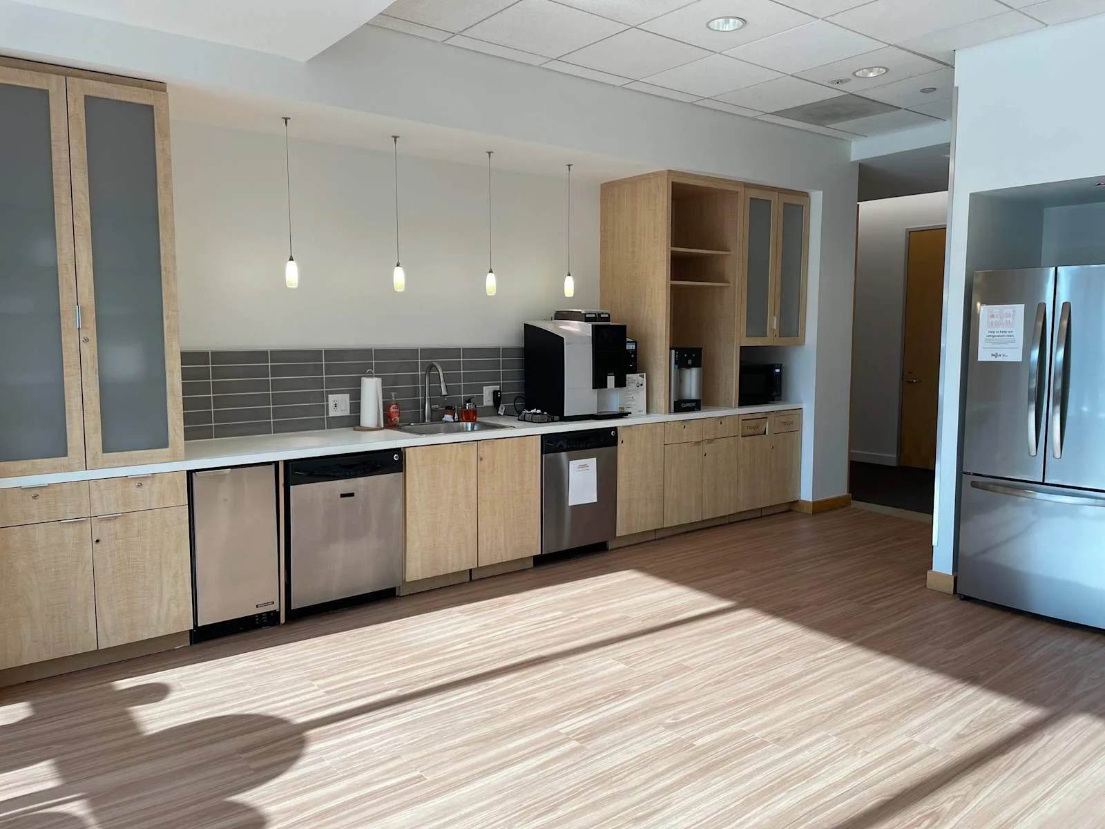 Regus VA, Herndon - Dulles Corner, Kitchen, Herndon, VA