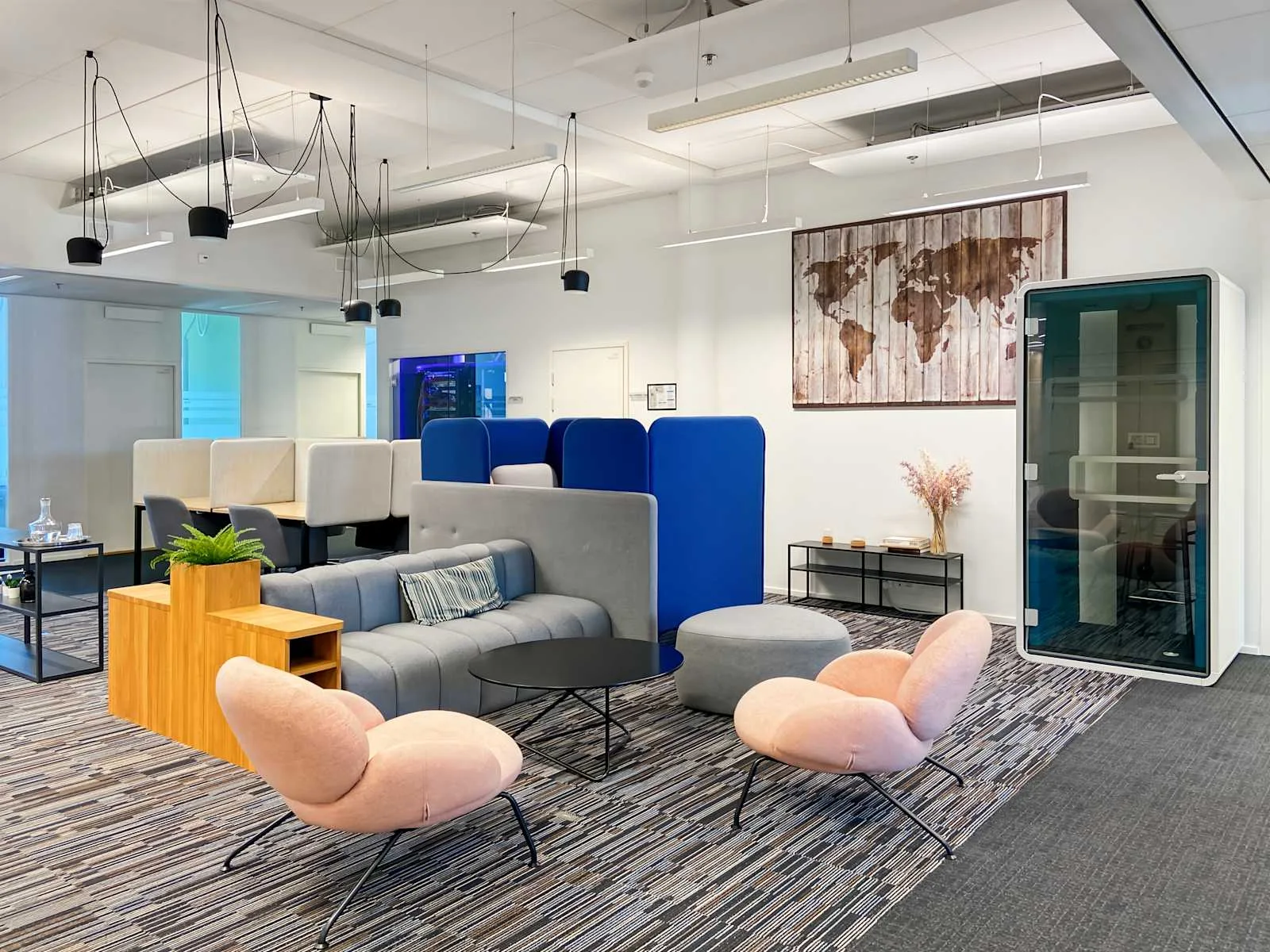 Regus VANTAA, Aviabulevardi, Yhteisötyötila, Vantaa
