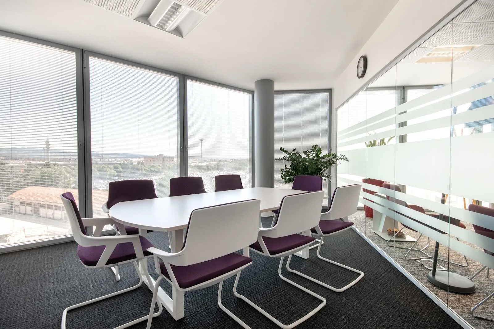 Regus VERONA, Forum, Sala riunioni da 8 persone, Verona